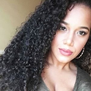 Meet your Posher, Jenise